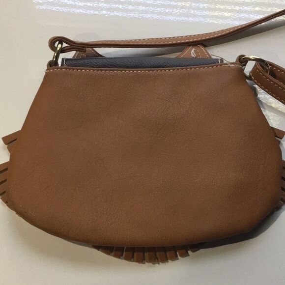 Owl Crossbody Purse - Synthetic Material - Picture 10 of 13